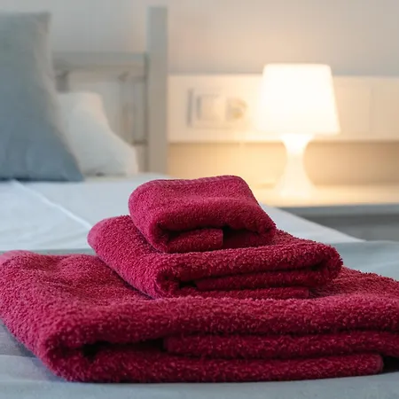 Turisticos El Puerto De Lägenhet Comillas