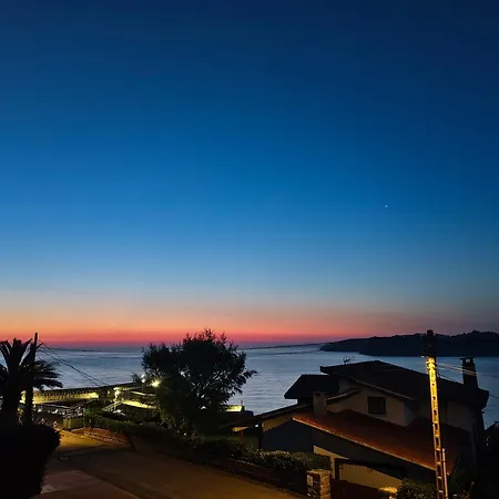 Turisticos El Puerto De Comillas