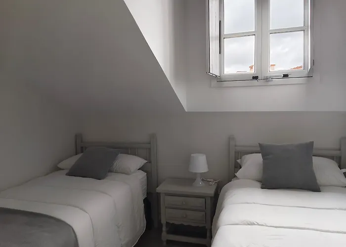 Turisticos El Puerto De Comillas