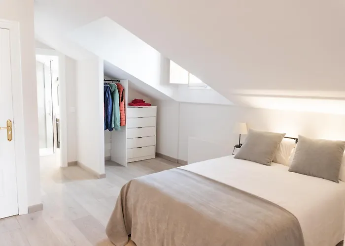 Turisticos El Puerto De * Comillas