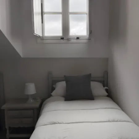 Turisticos El Puerto De * Comillas