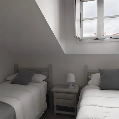 Turisticos El Puerto De Comillas